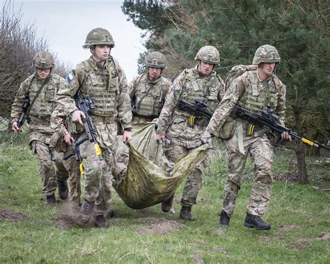 Airborne Signallers Ready To Deploy The British Army