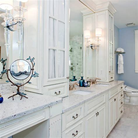 22 Fabulous Narrow Master Bathroom Home Decoration And Inspiration Ideas