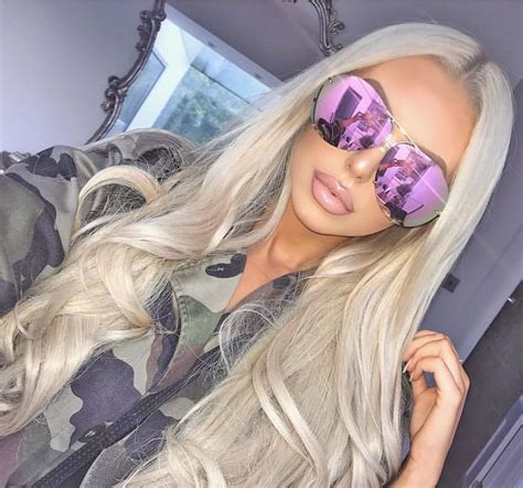 𝐴𝑛𝑎𝑠𝑡𝑎𝑠𝑖𝑦𝑎 • • Girl With Sunglasses Mirrored Sunglasses Women