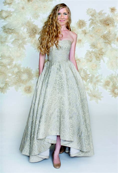 Jennifer aniston s wedding dress details revealed hello. Jennifer Aniston's Wedding Dress: Who's Designing It? Will ...