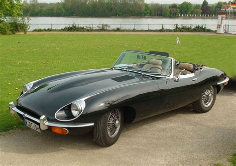 Pin op JAGUAR E-TYPE