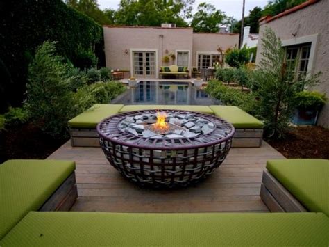 40 Ideas For Modern Fire Pit Designs To Add Character To