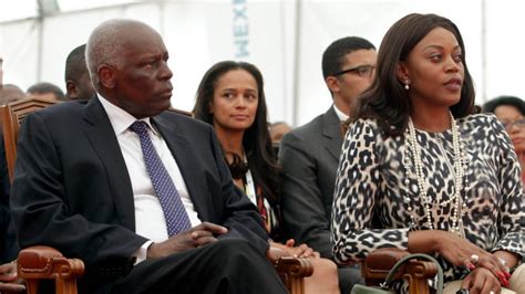 Clã De José Eduardo Dos Santos Apropriou Se Das Riquezas De Angola Diz Escritora Ver Angola