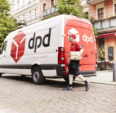 Über 7.000 paketshops und mehr als 11.000 zusteller für dpd im einsatz. DPD-Paketdienst: Er traute sich nicht, freizunehmen ...