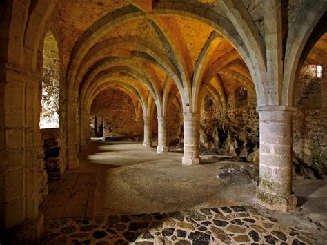 Underground Castle Of Chillon Canton Of Vaud Switzerland Castles Interior Castle Medieval