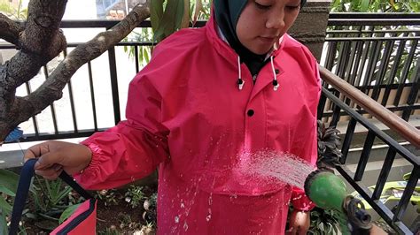 We did not find results for: Monyet Pake Jas Hujan : Wow 30 Gambar Orang Pake Jas Hujan ...