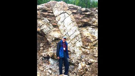 15 Billion Lithium Deposit Discovered In Western Maine