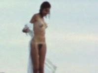 Looking Into The Nudity Of Classic Actress Paula Prentiss The Nip Slip