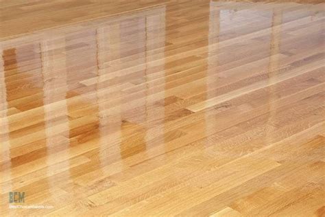How To Apply Oil Based Polyurethane To Wood Floors Smoothly