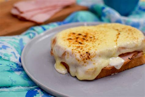 Croque Monsieur Aka Classy Grilled Cheese The Beard And The Baker