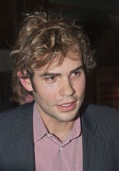 Rossif sutherland is a canadian actor, son of donald sutherland and francine racette, who got his acting debut in a short film he directed while studying at princeton. Rossif Sutherland | Celebrities lists.