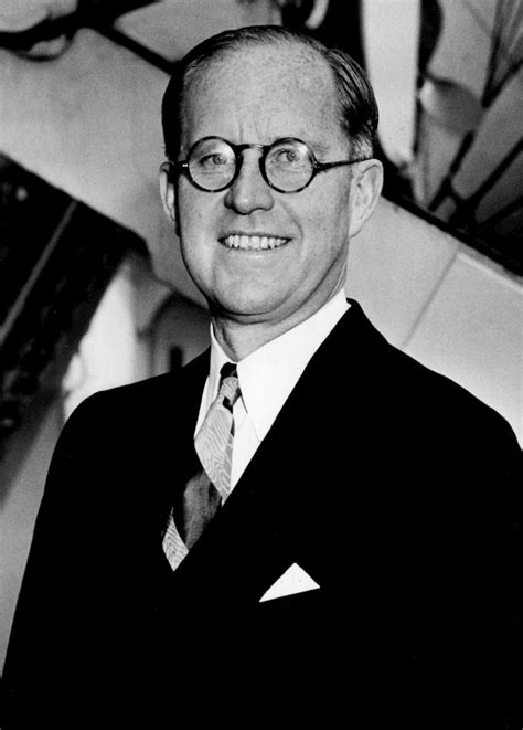 Murdered one by one, the dwindling survivors must reach the final coordinates to save one of them and unmask the killer. Joseph Patrick Kennedy — Wikipédia