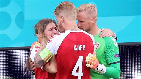 Er wolle nun zeit mit der familie verbringen, heißt es vom dänischen verband. Euro 2020: World rocked as Dane Christian Eriksen collapses