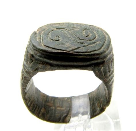 Ancient Roman Bronze Ring With Lituus Cult Instruments Catawiki