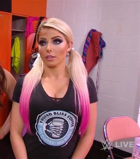 Alexa Bliss Turns Baby Face🤔 Wwe Female Wrestlers Wwe Girls