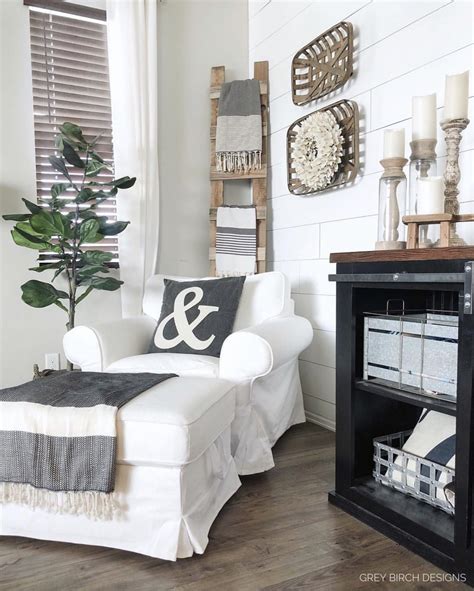The distinctive slanted design features a roomy, comfortable seat that offers a. Ladder behind chair | Corner decor, Living room corner ...