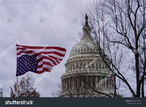 103 Upside Down American Flag Images Stock Photos And Vectors Shutterstock