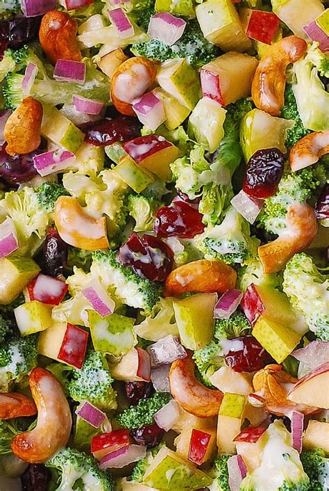 The most delish way to eat your broccoli. Broccoli, Cashew, Apple and Pear Salad - Julia's Album