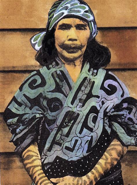 The ainu, are an indigenous people of japan (hokkaido) and russia (sakhalin and the kuril islands).日本の先住民族アイヌ。100年以上も前から、日本列島で生活していました。ミステリアスな日本の絶滅しつつある少数民族. 時を超えたアイヌ女性の「笑顔」 - ロシア・ビヨンド