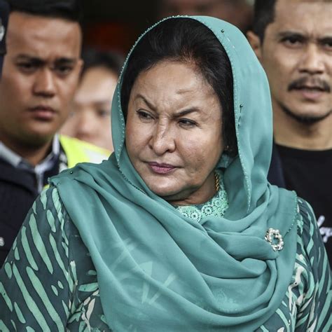 Malaysias Former First Lady Rosmah Mansor Charged With Corruption Over