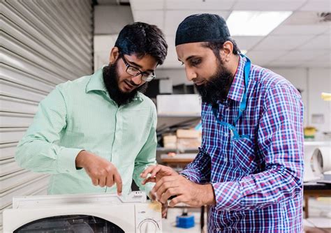 Find all the current job offers and wanted ads. Monash Uni lecturer looks to solar energy to solve ...