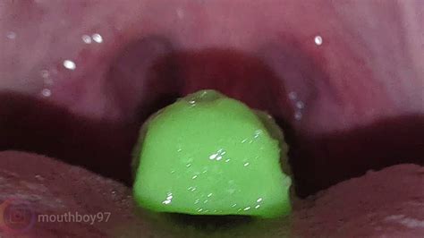 Swallowing Gummy Bears Comiendo Osos De Goma Vore Playing Uvula
