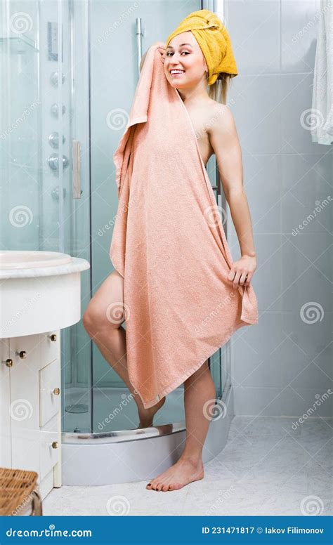 Bare Woman Drying Herself Stock Image Image Of Back