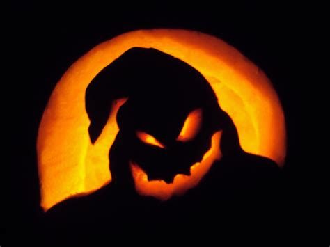 Oogie Boogie Pumpkin Carving By Smileyhearts On Deviantart
