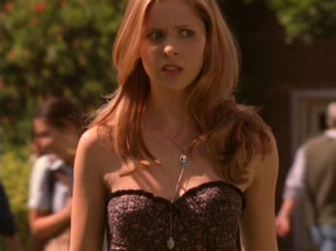 12 ‘buffy The Vampire Slayer Outfits That Completely Slay