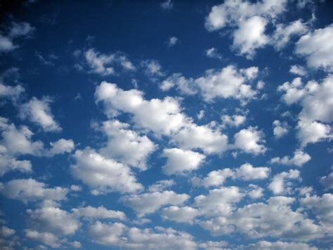 Himmel wolken blau tag natur landschaft sommer weiß wolke hintergrund. Wolken-Fotos