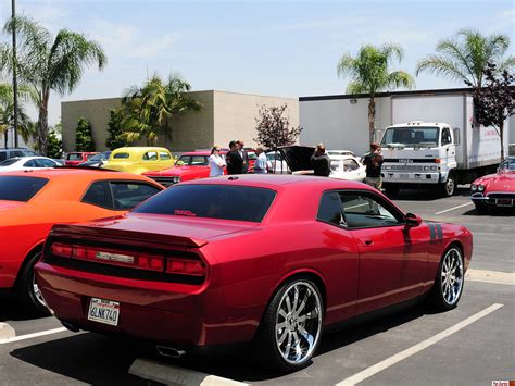 2011 dodge charger r/t hemi walkaround. 2011 Dodge Challenger RT Hemi 392 SRT8 - Redline 3 Pearl p ...