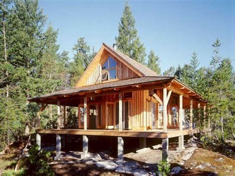 34 Beautiful Small Lake House Plans With Screened Porch Screens