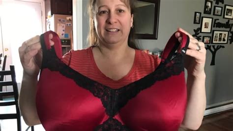 Too Big For Breast Reduction Why This Woman Was Refused The Surgery She Needs Cbc News