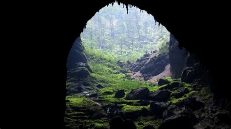 Son Doong Worlds Largest Cave Is Open For Tours Breaking Asia