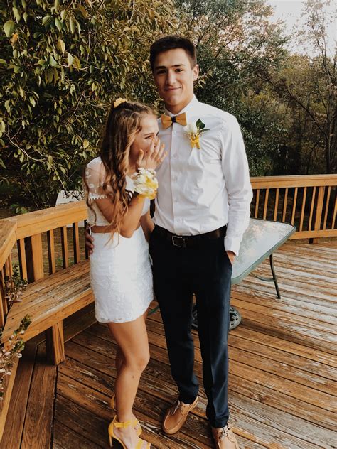 Pin By Belle On ⋆ Hoco Prom ⋆ In 2020 Prom Couples Homecoming
