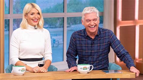 Holly Willoughby Forced To Apologise After Making Blunder On This
