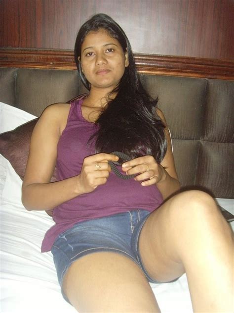 Sexy Assamese Girl Nude Pics In Hotel Room With Secret Bf Leaked