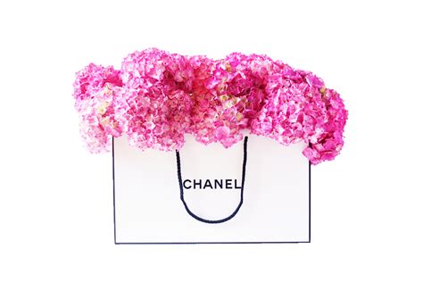 Download Hydrangeas In Chanel Bag Chanel Desktop Backgrounds