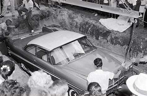 The Story of Miss Belvedere, a Car Buried for 50 Years in Front of a