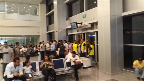 Photos 200 Passengers Stuck In Erbil Airport