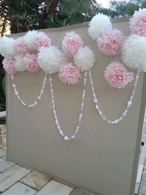 Si has llegado a novodistribuciones es porque en breve tendrás un evento, puede que te vayas a casar y busques los detalles de invitados o algunos complementos, o bien tu pequeño o pequeña hace la comunión, quizás estés embarazada y vayas a celebrar un baby shower, o ya has tenido a tu bebé y lo vas a bautizar. Pin en Backdrop • PhotoBooth • PhotoCall