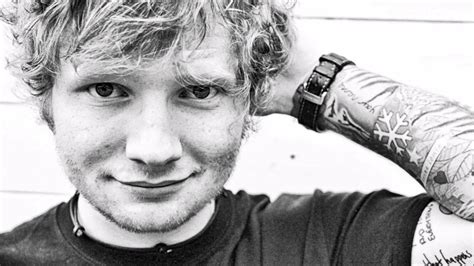 It is the fourth single from sheeran's 2017 album ÷. Ed Sheeran Perfect TŁUMACZENIE PL - YouTube