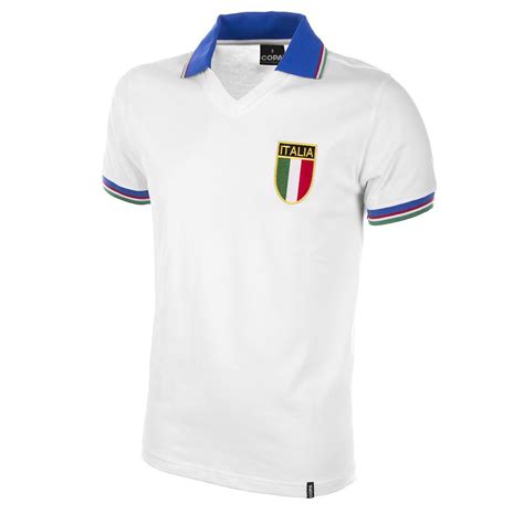 The italy football shirts have been designed with an aesthetic approach which can be seen on the pattern which is inspired by the symbols of the italian renaissance. Italy Away World Cup 1982 Retro Football Shirt | Shop ...