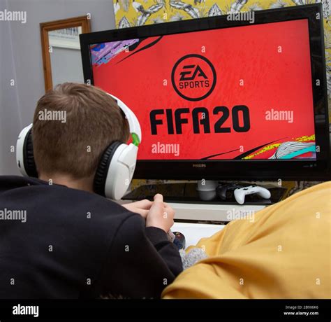 Boy Bedroom And Xbox Hi Res Stock Photography And Images Alamy