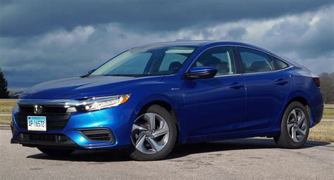 But while honda let the insight die, toyota overhauled the prius. Honda Insight Tries, But Ultimately Fails To Upstage The ...