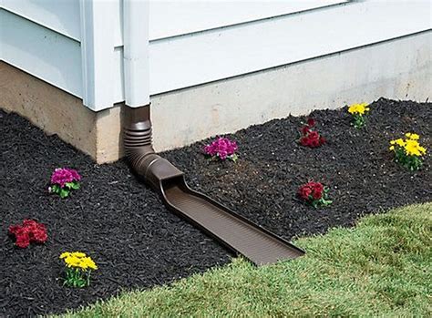 30 Gutter Drainage Ideas Commonly Used At Home Gutter Drainage Yard