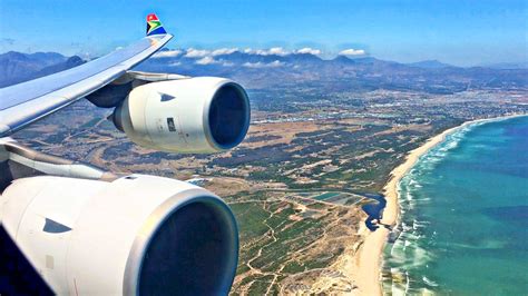South African Airways Airbus A340 600 Beautiful Landing In Cape Town Youtube
