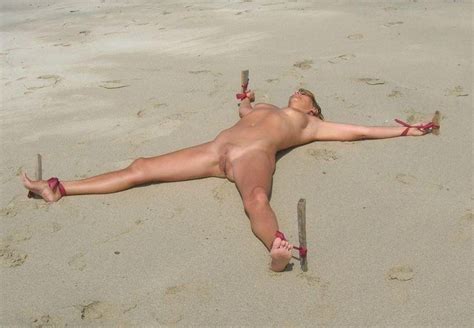 Nude Bondage On The Beach Porn Pics Moveis Comments