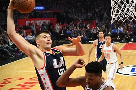 Find out the latest on your favorite nba teams on cbssports.com. Clippers Demolish Knicks 128-107 in Rout at Staples Center
