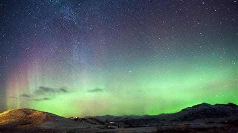 Iceland 4k Northern Lights Mountains Night Stars Hd Wallpaper